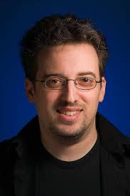 D. J. Bernstein - programador, criptógrafo, especialista em segurança da informação, crítico e professor universitário