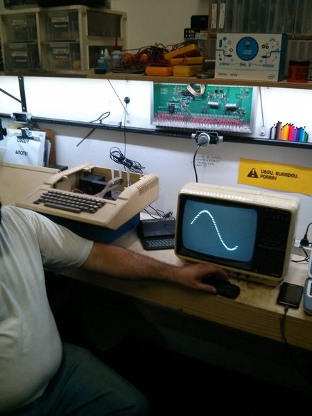 Arquivo:10433358 10203140097134631 1256726465 o.jpg