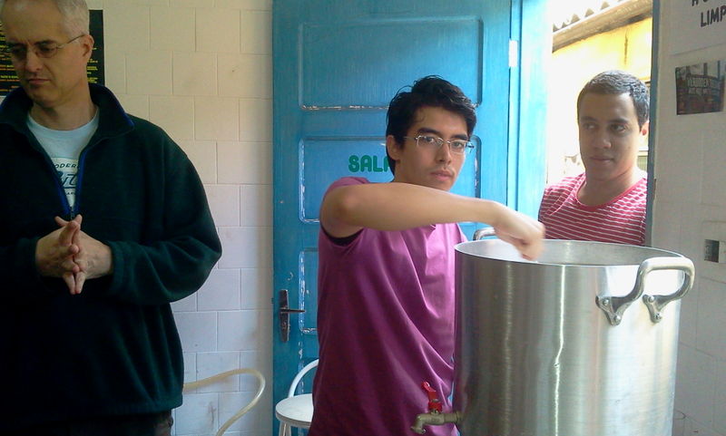 Arquivo:Brassagem 15-11-2014 1.jpg
