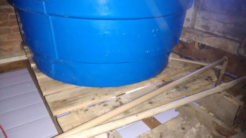 Arquivo:CaixaDagua3.jpg
