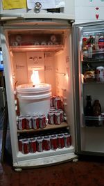 Cerveja Led Red fermentando na geladeira - Foto: Subnet