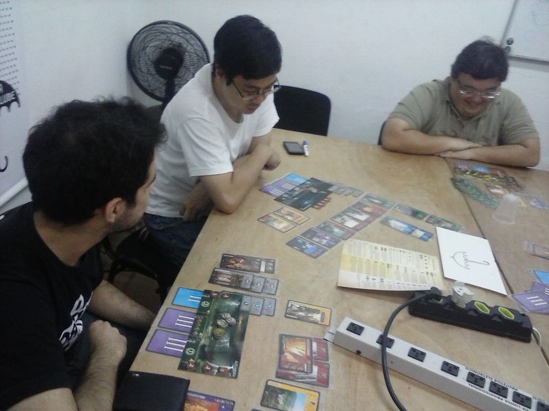 Arquivo:DungeonsEVelociraptors 20140113 07.jpg