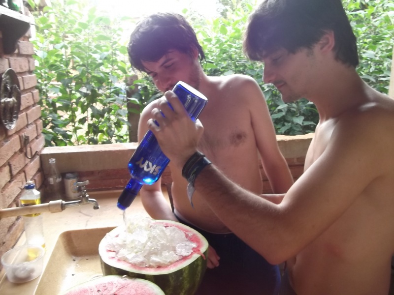 Arquivo:Ghcamp melanciaatomica.jpg
