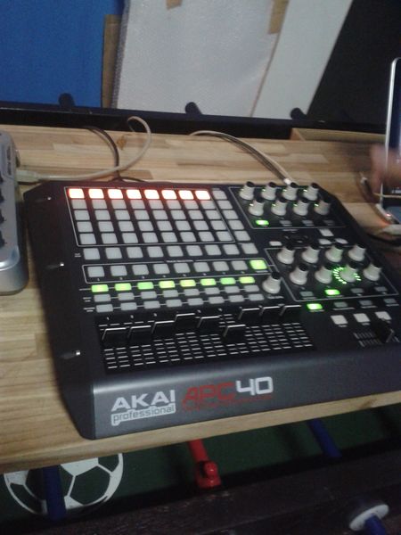 Arquivo:Hacking music 1 (5).jpg