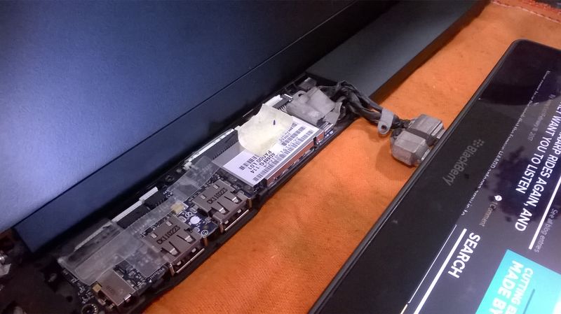 Arquivo:Lapdock-1A.jpg