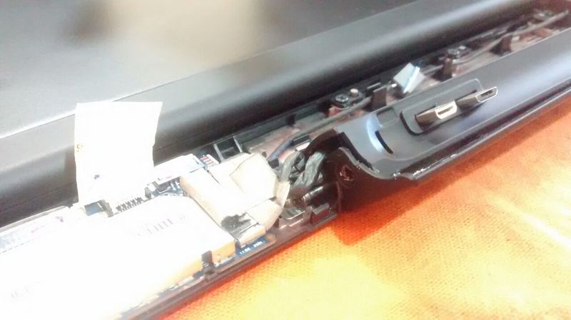 Arquivo:Lapdock-3.jpg