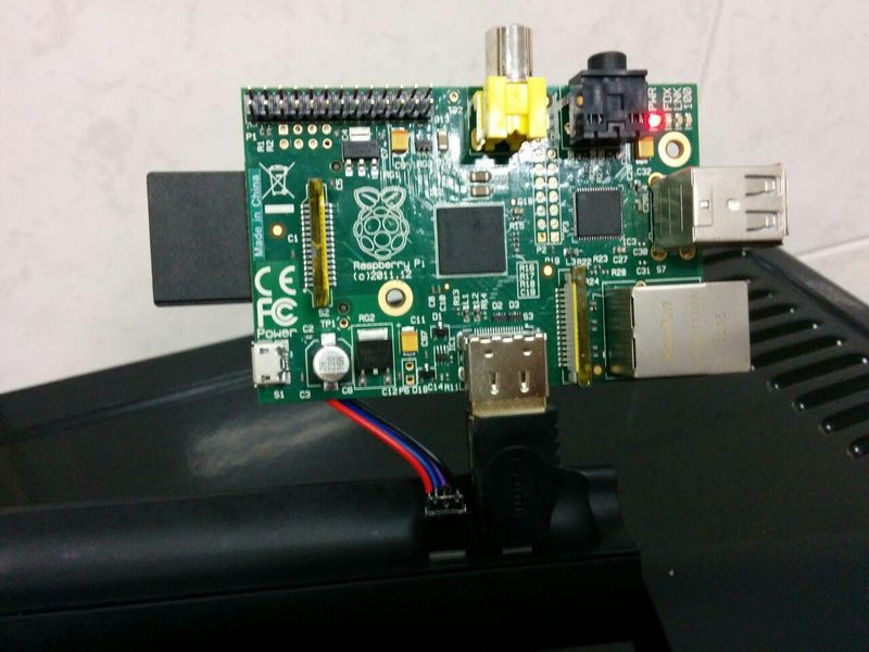 Arquivo:LapdockRPi1.jpg