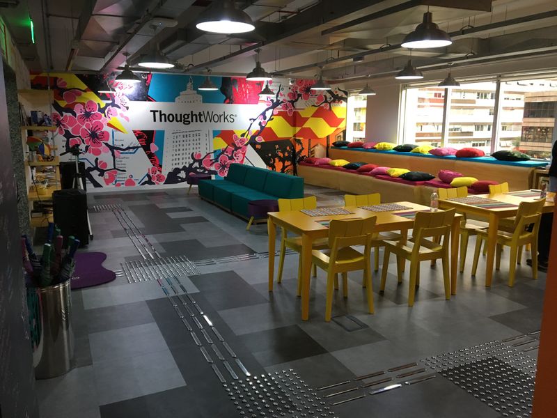 Arquivo:Lounge na TW-SP.jpeg