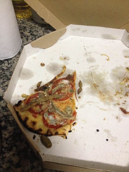 Arquivo:Pizzaaliche.jpg