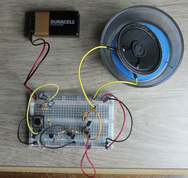 Arquivo:SireneTransistor.jpg